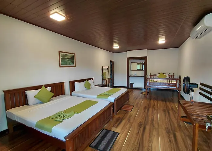 Kandy Riverside Villa